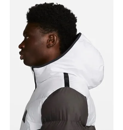 Куртка чоловіча Nike Sf Wr Primaloft Air Max Jacket Black Dx2039-100