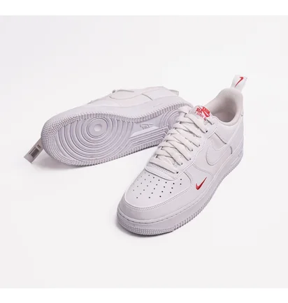 Кроссовки мужские Nike Air Force 1 07 White FZ7187-100