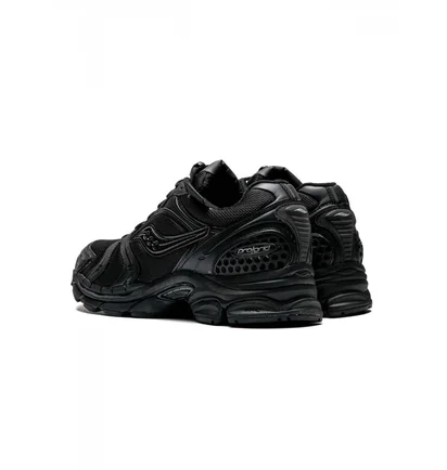 Кроссовки унисекс Saucony Progrid Triumph 4 Black S70758-1