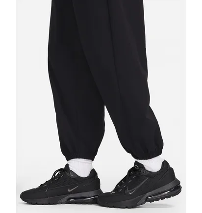 Штани жіночі Nike Sportswear Woven Joggers Black FN7700-011
