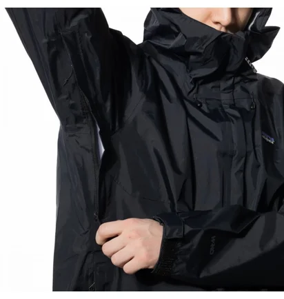 Куртка мужская Patagonia Torrentshell 3L Jacket Black 85241-BLK