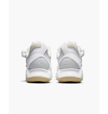 Кроссовки женские Air Jordan Ma2 White CW5992-102