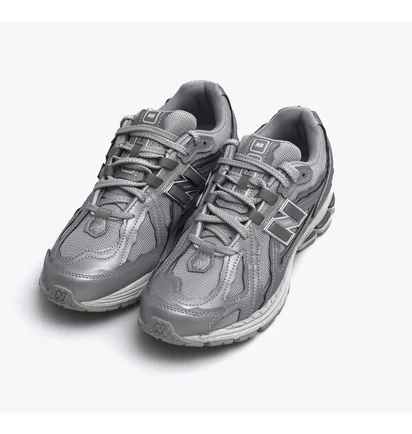 Кроссовки унисекс New Balance Protection Pack Reflective Grey M1906DH