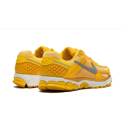 Кросівки чоловічі Nike Zoom Vomero 5 Orange FJ4453-765
