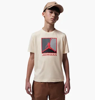 Футболка дитяча Nike Ess Tee Beige 95F057-W5T