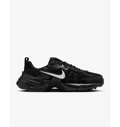 Кросівки жіночі Nike V2K Run Black HQ1582-001