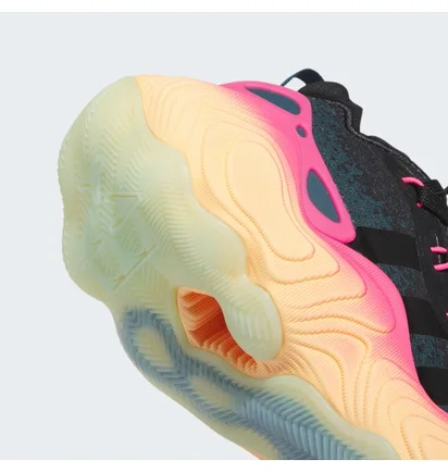 Кроссовки унисекс Adidas Trae Young 3 Shoes Black IE9303