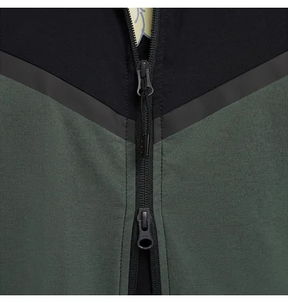 Вітровка чоловіча Nike Tech Woven Black/Green HM7151-338