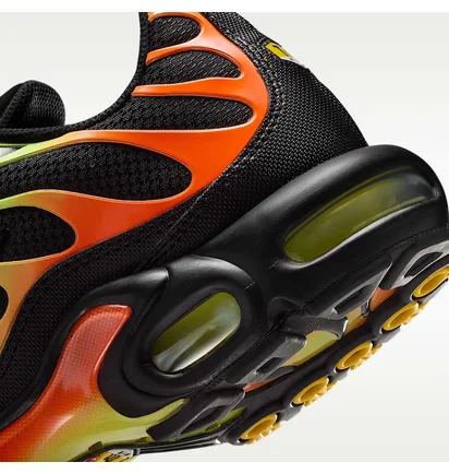 Кроссовки мужские Nike Air Max Plus MenS Shoes Black DM0032-028