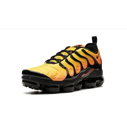 Кроссовки мужские Nike Air Vapormax Plus Orange/Black 924453-006