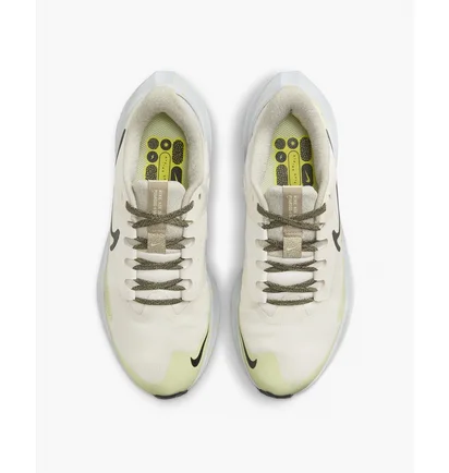 Кросівки жіночі Nike Pegasus Shield Weatherized Road Running Shoes Beige DO7626-100