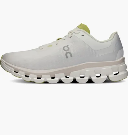 Кроссовки женские On Chaussures De Running Cloudflow 4 White 3WD30110248