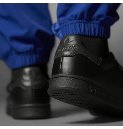 Кроссовки унисекс Adidas Stan Smith Lux Shoes Black Hq6787