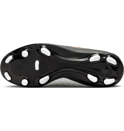 Бутсы детские Nike Jr Phantom Luna Ii Club White/Black FJ2601-100