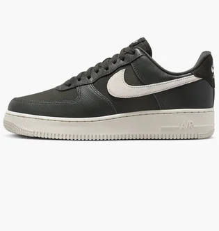 Кросівки чоловічі Nike Air Force 1 07 Lx Olive DV7186-301