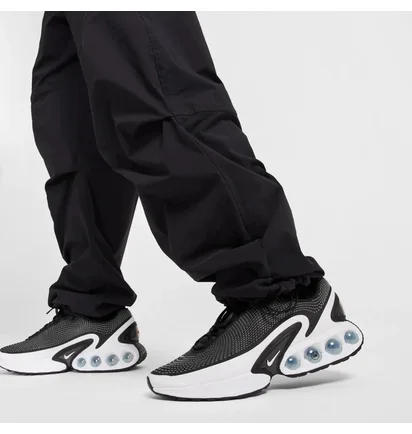 Спортивный костюм мужской Nike Tech Woven Black HM7151-010__HM7158-010