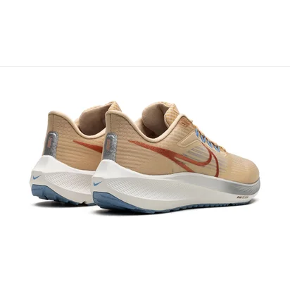 Кросівки жіночі Nike Air Zoom Pegasus 39 Wmns Beige DX1826-200