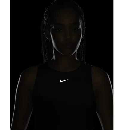 Топ женский Nike One Classic Black FN2845-010