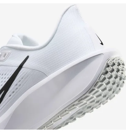 Кросівки жіночі Nike Wmns Quest 6 White FD6034-100
