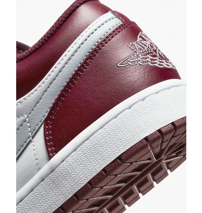 Кросівки чоловічі Nike Air Jordan 1 Low Red/White 553558-615