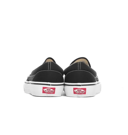 Кеди чоловічі Vans Classic Slip-On Black VN000EYEBLK1