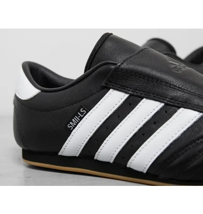 Кроссовки женские Adidas Originals Taekwondo Black JQ4775