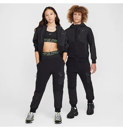 Штани дитячі Nike Sportswear City Utility Easyon Therma-Fit Black HF4211-010