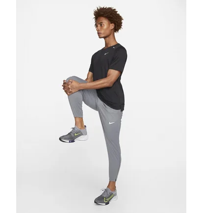 Штани чоловічі Nike Mens Running Pants Grey Dd6215-084