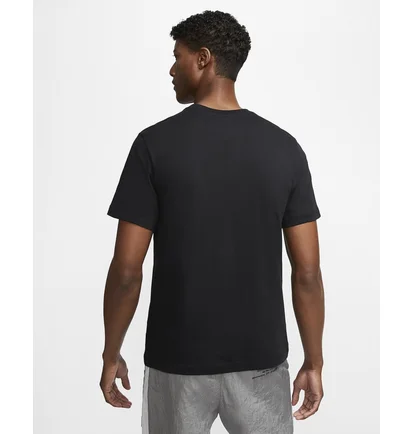 Футболка чоловіча Nike Sportswear Club T-Shirt Black Ar4997-014