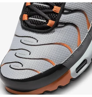 Кросівки чоловічі Nike Air Max Plus Grey/Orange Dm0032-001