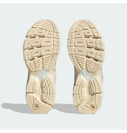Кроссовки женские Adidas Originals Astir Beige IE6989