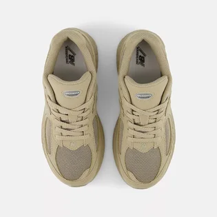 Кросівки жіночі New Balance 2002 Olive G20029KL