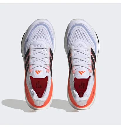 Кроссовки унисекс Adidas Ultraboost Light Shoes Light Blue HQ6351