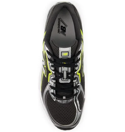 Кроссовки унисекс New Balance 740 Metallic/Black U74041R