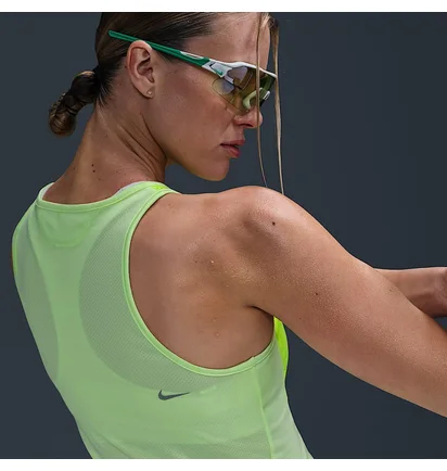 Майка женская Nike Dri-Fit Run Nvlt Singlet Green HJ2238-701