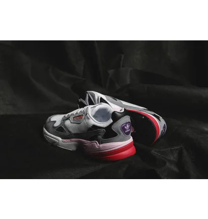 Кроссовки женские Adidas Falcon Shoes Grey Cg6214