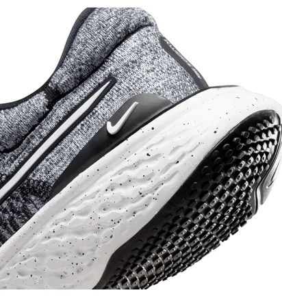Кросівки жіночі Nike Zoomx Invincible Run Flyknit 2 Black Dc9993-103