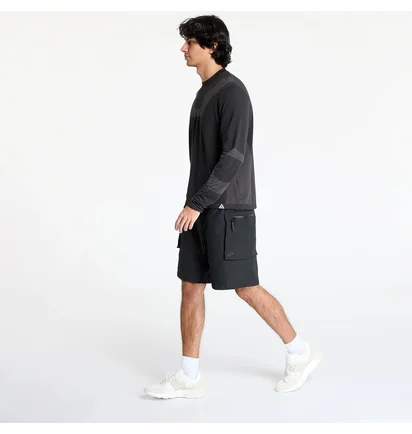 Лонгслив мужской Nike Delta River Dri-Fit Adv Black FV8906-010