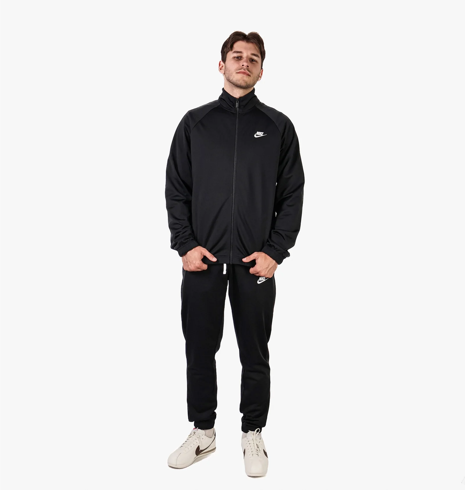 ᐉ Спортивный костюм мужской Nike Poliestrowej Club Black FB7351