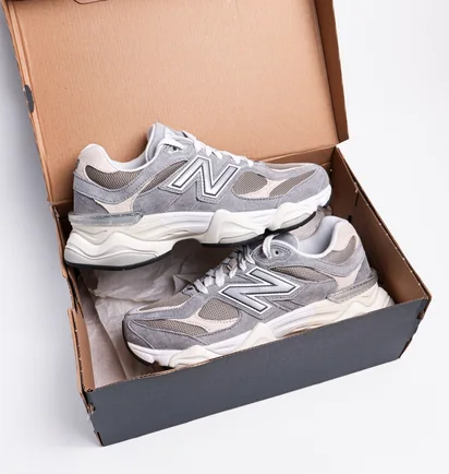 Кросівки чоловічі New Balance 9060 Grey U9060LBA