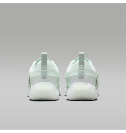 Кросівки жіночі Air Jordan Abundance Green IB7140-102