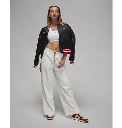 Куртка женская Air Jordan Varsity Jacket Black FB5152-010
