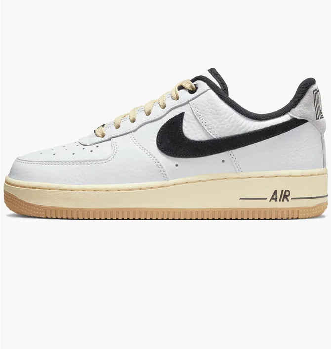 Кросівки жіночі Nike Air Force 1 07 Lx White Dr0148-101