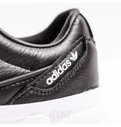 Кросівки жіночі Adidas Wmns Kiellor Black White EF5621