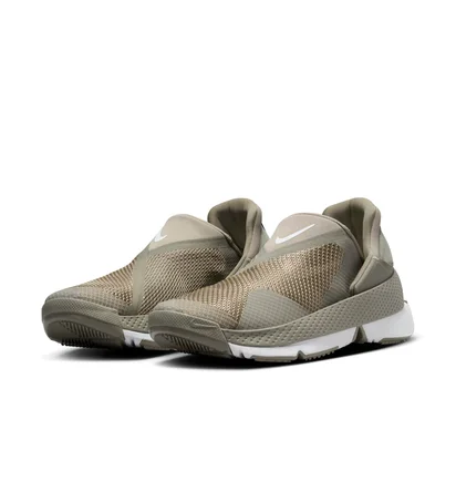 Кроссовки женские Nike Go Flyease Olive DR5540-300
