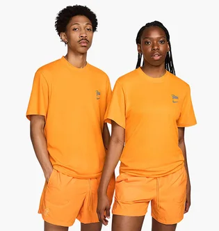 Футболка унисекс Nike Patta Running Team Orange FJ3032-717
