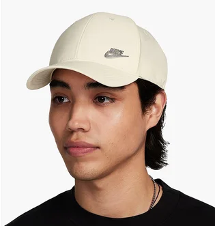 Кепка унисекс Nike Dri-Fit Club Metal Logo White FB5371-113