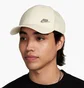 Кепка унисекс Nike Dri-Fit Club Metal Logo White FB5371-113