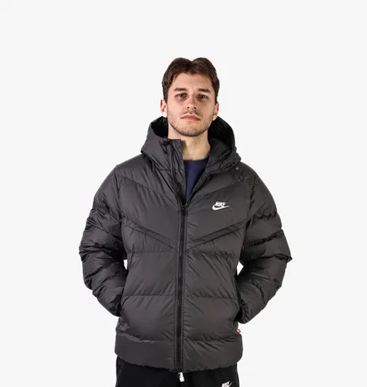 Пуховик чоловічий Nike Storm-Fit Windrunner Primaloft® Black FB8185-010