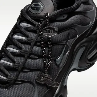 Кроссовки женские Nike Air Max Plus Black IM6019-010